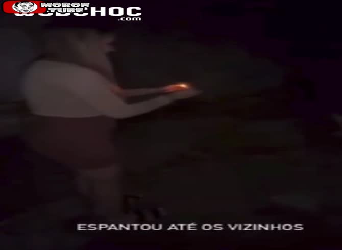 Video :After hurling a firework at animals, the beauty queen was humiliated